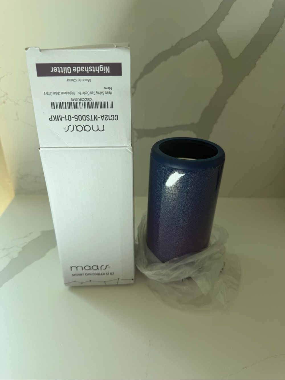 Maars Blue Glitter Skinny Can Cooler - Insulated Drink Holder